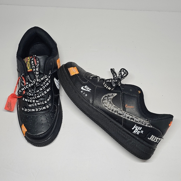 Nike Shoes - Nike Air Force 1 Low Just Do It.!!